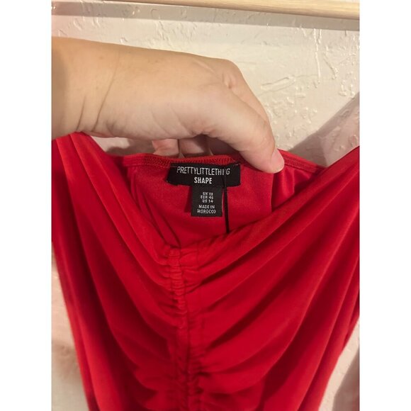 NWT Prettylittlething Plus Size Ruched Bardot Red Dress - Picture 6 of 8